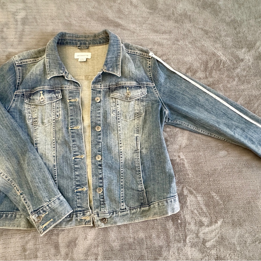 Liz Claiborne Women’s Denim Jacket